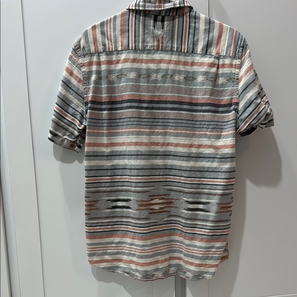 Faherty button down - Picture 3 of 5